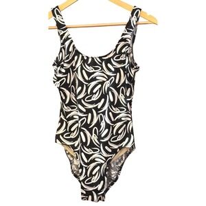 Vintage 90's Mainstream One Piece Swimsuit Retro Abstract Monochrome Beachwear